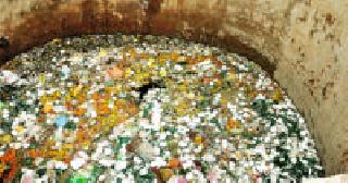 Is this Nirvaiya? : | हे निर्माल्यच आहे का ? : Is this Nirvaiya? : | हे निर्माल्यच आहे का ? :