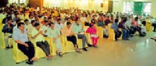 Maratha fight self respect! | मराठ्यांचा लढा आत्मसन्मानाचा ! Maratha fight self respect! | मराठ्यांचा लढा आत्मसन्मानाचा !