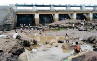 Fishing: | मासेमारी : Fishing: | मासेमारी :