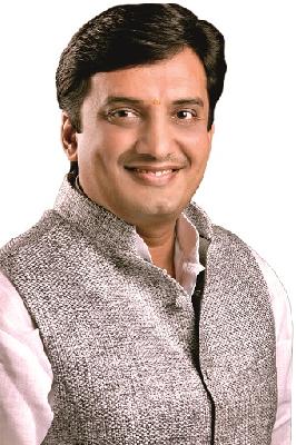 NCP's Cold War again | राष्ट्रवादी काँग्रेसमधील शीतयुद्ध पुन्हा चव्हाट्यावर