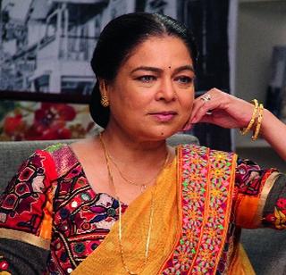 The advantages and disadvantages of mother's role | आईच्या भूमिकेचा फायदा अन् तोटाही The advantages and disadvantages of mother's role | आईच्या भूमिकेचा फायदा अन् तोटाही