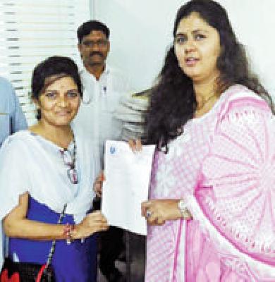 Give health subcentres to Kasari | कसारीला आरोग्य उपकेंद्र द्या Give health subcentres to Kasari | कसारीला आरोग्य उपकेंद्र द्या