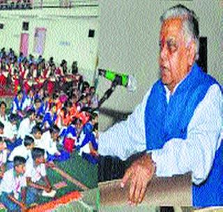 Students should become a scientist and develop the country - Maya | विद्यार्थ्यांनी शास्त्रज्ञ बनून देशाचा विकास करावा- मायी Students should become a scientist and develop the country - Maya | विद्यार्थ्यांनी शास्त्रज्ञ बनून देशाचा विकास करावा- मायी
