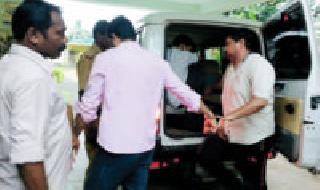 Police recruitment by two mastermind in teacher's transfer case by 4th October | शिक्षक बदली प्रकरणातील दोन मास्टर मार्इंडला ४ आॅक्टोबरपर्यंत पोलीस कोठडी Police recruitment by two mastermind in teacher's transfer case by 4th October | शिक्षक बदली प्रकरणातील दोन मास्टर मार्इंडला ४ आॅक्टोबरपर्यंत पोलीस कोठडी