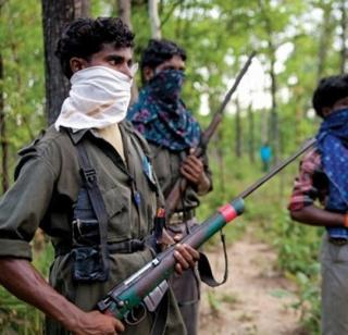 Naxal violence inhumaned | नक्षल्यांचा घातपाताचा डाव उधळला