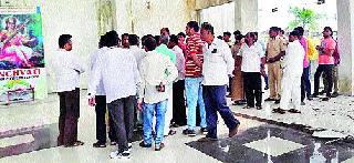 Tensions after the death of a young man | युवकाच्या मृत्यूनंतर तणाव Tensions after the death of a young man | युवकाच्या मृत्यूनंतर तणाव