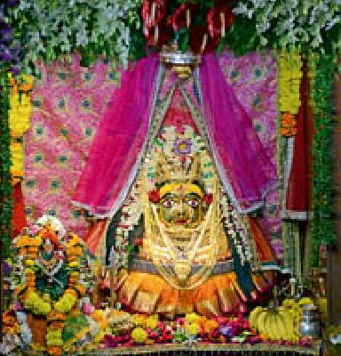 Manguiyal of the devotees | भाविकांची मांदियाळी