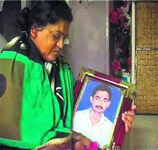 'Jyoti' in the darkness of suicides | आत्महत्यांच्या अंधारातील ‘ज्योती’ 'Jyoti' in the darkness of suicides | आत्महत्यांच्या अंधारातील ‘ज्योती’