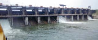 Three doors of Arunavati project were opened | अरुणावती प्रकल्पाचे तीन दरवाजे उघडले Three doors of Arunavati project were opened | अरुणावती प्रकल्पाचे तीन दरवाजे उघडले