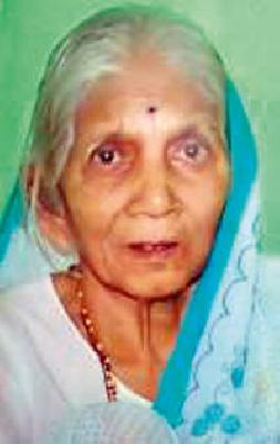 Offerings of Laxmi's Datta Ratings | लक्ष्मीचे दातृत्व तारामायला अर्पण Offerings of Laxmi's Datta Ratings | लक्ष्मीचे दातृत्व तारामायला अर्पण