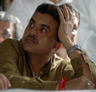 The rumors of surgical strikes for political gain, sensation by Sanjay Nirupam's accusations | राजकीय लाभासाठी सर्जिकल स्ट्राईकची अफवा, संजय निरुपमांच्या आरोपाने खळबळ The rumors of surgical strikes for political gain, sensation by Sanjay Nirupam's accusations | राजकीय लाभासाठी सर्जिकल स्ट्राईकची अफवा, संजय निरुपमांच्या आरोपाने खळबळ