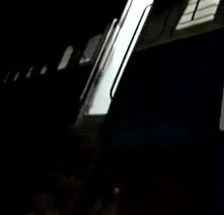 Accident on Jhelum Express coming to Pune | पुण्याला येणा-या झेलम एक्सप्रेसला अपघात Accident on Jhelum Express coming to Pune | पुण्याला येणा-या झेलम एक्सप्रेसला अपघात