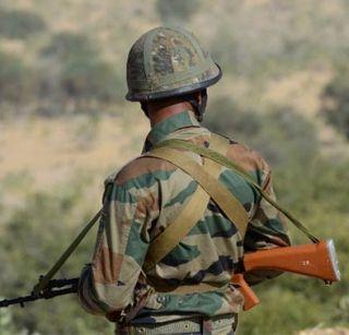 Army personnel to poison terrorists in PoK 6 months | PoKमधील दहशतवादी तळ उद्ध्वस्त करण्यासाठी लष्कराला हवेत 6 महिने Army personnel to poison terrorists in PoK 6 months | PoKमधील दहशतवादी तळ उद्ध्वस्त करण्यासाठी लष्कराला हवेत 6 महिने