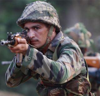 The militant tried to infiltrate the militants, wasted a terrorist | दहशतवाद्यांचा घुसखोरीचा प्रयत्न लष्कराने उधळला, एका दहशतवाद्याचा खात्मा