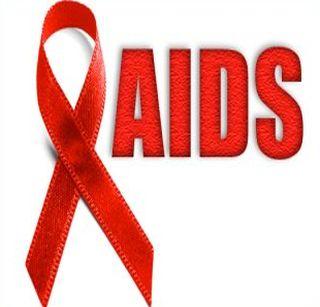 Education if AIDS is given discriminatory behavior | ‘एड्स ’ग्रस्तांना पक्षपाती वागणूक दिल्यास शिक्षा Education if AIDS is given discriminatory behavior | ‘एड्स ’ग्रस्तांना पक्षपाती वागणूक दिल्यास शिक्षा