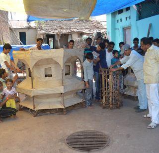 Skyscraper visits on Wednesday in Kalyan | कडेगावात बुधवारी गगनचुंबी ताबूत भेटी Skyscraper visits on Wednesday in Kalyan | कडेगावात बुधवारी गगनचुंबी ताबूत भेटी