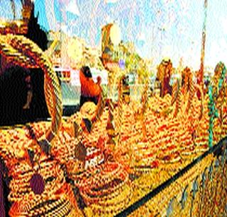Gold and silver were soaked | सोने-चांदी तेजाळले Gold and silver were soaked | सोने-चांदी तेजाळले