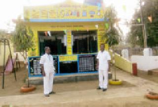 Adopted 24 students with teachers, including Principals | मुख्याध्यापकांसह शिक्षकांनी घेतले २४ विद्यार्थ्यांना दत्तक