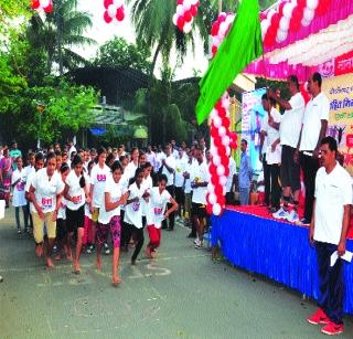 Good response to the Janhit Mini Marathon | जनहित मिनी मॅरेथॉन स्पर्धेला चांगला प्रतिसाद