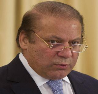 Do not add Kashmir to Afghanistan, America shakes Pak | काश्मीर प्रकरणाला अफगाणिस्तानशी जोडू नका, अमेरिकेनं पाकला फटकारले Do not add Kashmir to Afghanistan, America shakes Pak | काश्मीर प्रकरणाला अफगाणिस्तानशी जोडू नका, अमेरिकेनं पाकला फटकारले