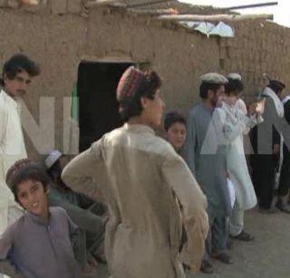 Taking our victims for the terrorists, the angry questions of Pakistani citizens | दहशतवाद्यांसाठी आमचा बळी का घेताय, पाकिस्तानी नागरिकांचा संतप्त प्रश्न Taking our victims for the terrorists, the angry questions of Pakistani citizens | दहशतवाद्यांसाठी आमचा बळी का घेताय, पाकिस्तानी नागरिकांचा संतप्त प्रश्न