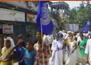 VIDEO: People's Rig for Dalit Morcha in Beed | VIDEO : बीडमध्ये दलित मोर्चासाठी लोकांची रीघ VIDEO: People's Rig for Dalit Morcha in Beed | VIDEO : बीडमध्ये दलित मोर्चासाठी लोकांची रीघ