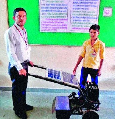 Solar Minioter, created by science teacher of Dhamangaon | धामणगावच्या विज्ञान शिक्षकाने बनविले ‘सोलर मिनीरोटर Solar Minioter, created by science teacher of Dhamangaon | धामणगावच्या विज्ञान शिक्षकाने बनविले ‘सोलर मिनीरोटर