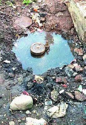 Waterproof ammunition! | जलवाहिनी दुरुस्तीस मुहूर्त!