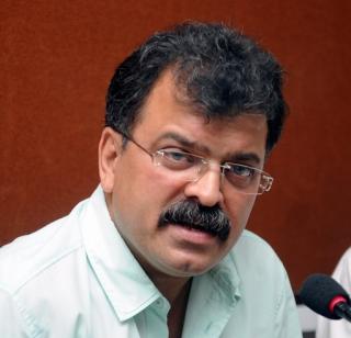 Kalavalkav-Jitendra Awhad in the minds of those who have been fooled by fanaticism | धर्मांधतेचे विष कालवणाऱ्यांच्या मनात कालवाकालव-जितेंद्र आव्हाड Kalavalkav-Jitendra Awhad in the minds of those who have been fooled by fanaticism | धर्मांधतेचे विष कालवणाऱ्यांच्या मनात कालवाकालव-जितेंद्र आव्हाड