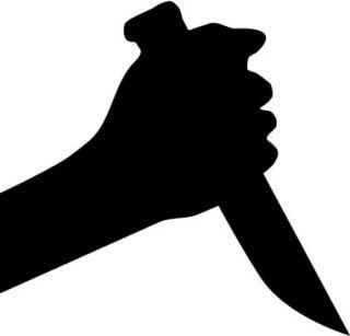 The murder of a woman in Pune, and the extortion of the woman by the perpetrator | पुण्यात भररस्त्यात महिलेची हत्या, हल्लेखोर महिलेची बाईक घेऊन पसार The murder of a woman in Pune, and the extortion of the woman by the perpetrator | पुण्यात भररस्त्यात महिलेची हत्या, हल्लेखोर महिलेची बाईक घेऊन पसार
