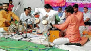 The world is in need of a war, not a Buddha | जगाला युद्धाची नव्हे बुद्धाची गरज The world is in need of a war, not a Buddha | जगाला युद्धाची नव्हे बुद्धाची गरज