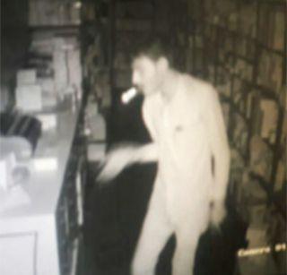 Kundam, ghee and soap are what to do with theft | चोरी करुन हाती लागले काय तर कॉन्डम, तूप आणि साबण