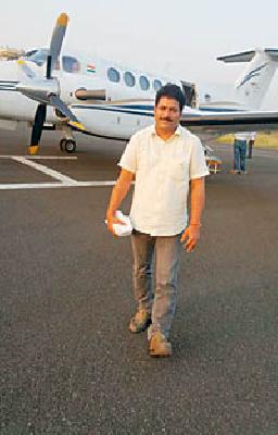 Land in Amravati - 'Air Ambulances' | - आणि अमरावतीत लँड झाली 'एअर अ‍ॅम्ब्युलन्स'