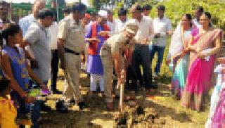 Pathri will move towards the rapid development of the village | पाथरी ग्रामची जोमाने विकासाकडे वाटचाल