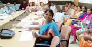 Child line to help the children | बालकांच्या मदतीसाठी चाईल्ड लाईन Child line to help the children | बालकांच्या मदतीसाठी चाईल्ड लाईन