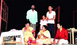 'Bhawar' | जबाबदाऱ्यांबरोबर नात्याची वीण गुंफणारा ‘भोवरा’