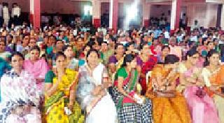 Assembly of candidates in the capital | राजुऱ्यात उमेदवारांची झुंबड Assembly of candidates in the capital | राजुऱ्यात उमेदवारांची झुंबड