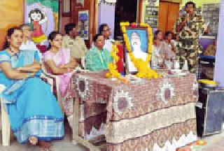 Shaheed PSI Kirankumar Dhopade's tribute to the program | शहीद पीएसआय किरणकुमार धोपाडे यांना कार्यक्रमातून श्रद्धांजली Shaheed PSI Kirankumar Dhopade's tribute to the program | शहीद पीएसआय किरणकुमार धोपाडे यांना कार्यक्रमातून श्रद्धांजली