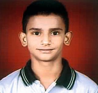 Faisal Sheikh is at the departmental level | फैसल शेख विभागीय पातळीवर Faisal Sheikh is at the departmental level | फैसल शेख विभागीय पातळीवर