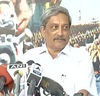 Help should be done voluntarily, not forcefully - Manohar Parrikar | मदत स्वेच्छेने आली पाहिजे, बळजबरीने नाही - मनोहर पर्रीकर Help should be done voluntarily, not forcefully - Manohar Parrikar | मदत स्वेच्छेने आली पाहिजे, बळजबरीने नाही - मनोहर पर्रीकर