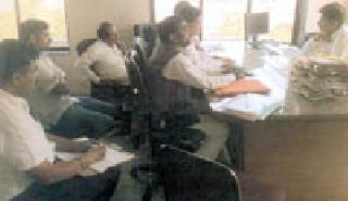 Discussion with Castro's Health Director | कास्ट्राईब संघटनेची आरोग्य संचालकाशी चर्चा