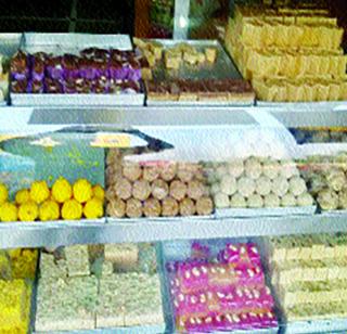 One and a half million food items seized | दीड कोटींचे खाद्यपदार्थ जप्त One and a half million food items seized | दीड कोटींचे खाद्यपदार्थ जप्त