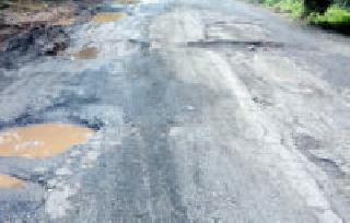 Rural roads without tarpaulin | ग्रामीण रस्ते डांबरीकरणाविना Rural roads without tarpaulin | ग्रामीण रस्ते डांबरीकरणाविना