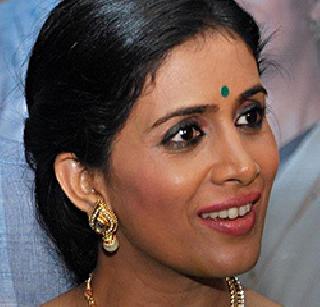 Sonali went sari designer | सोनाली झाली साडी डिझायनर Sonali went sari designer | सोनाली झाली साडी डिझायनर