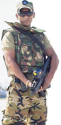 Municipal corporation meets Diwali | महापालिकेची सैनिकांना दिवाळी भेट