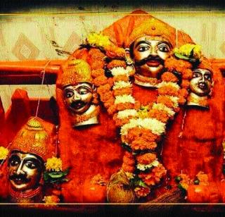 Bahrainat arrived in Diwale village | दिवाळे गावात बहरीनाथाचे आगमन Bahrainat arrived in Diwale village | दिवाळे गावात बहरीनाथाचे आगमन