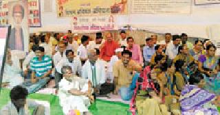 The pain caused by the farmer at the Bali festival | बळी महोत्सवात शेतकऱ्यांनी मांडल्या व्यथा