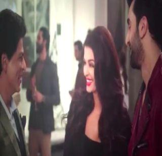 VIDEO: Shahrukh's fierce fan bursts in the theater | VIDEO : शाहरुखच्या अतिउत्साही चाहत्यांनी थिएटरमध्ये फोडले फटाके VIDEO: Shahrukh's fierce fan bursts in the theater | VIDEO : शाहरुखच्या अतिउत्साही चाहत्यांनी थिएटरमध्ये फोडले फटाके