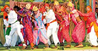 In the rural areas, the floodplain melts | ग्रामीण भागात मंडईची रेलचेल In the rural areas, the floodplain melts | ग्रामीण भागात मंडईची रेलचेल