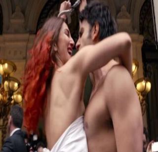 Ranveer-Vani's bold style in the new song 'Baiffre' | 'बेफिक्रे'च्या नव्या गाण्यात रणवीर-वाणीचा बोल्ड अंदाज